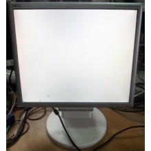 Монитор 17" TFT Nec MultiSync LCD175VXM+ бело-серебристый (Ковров)